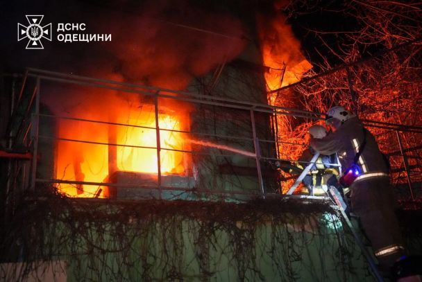 Последствия вражеской атаки в Одессу/Фото: ГСЧС