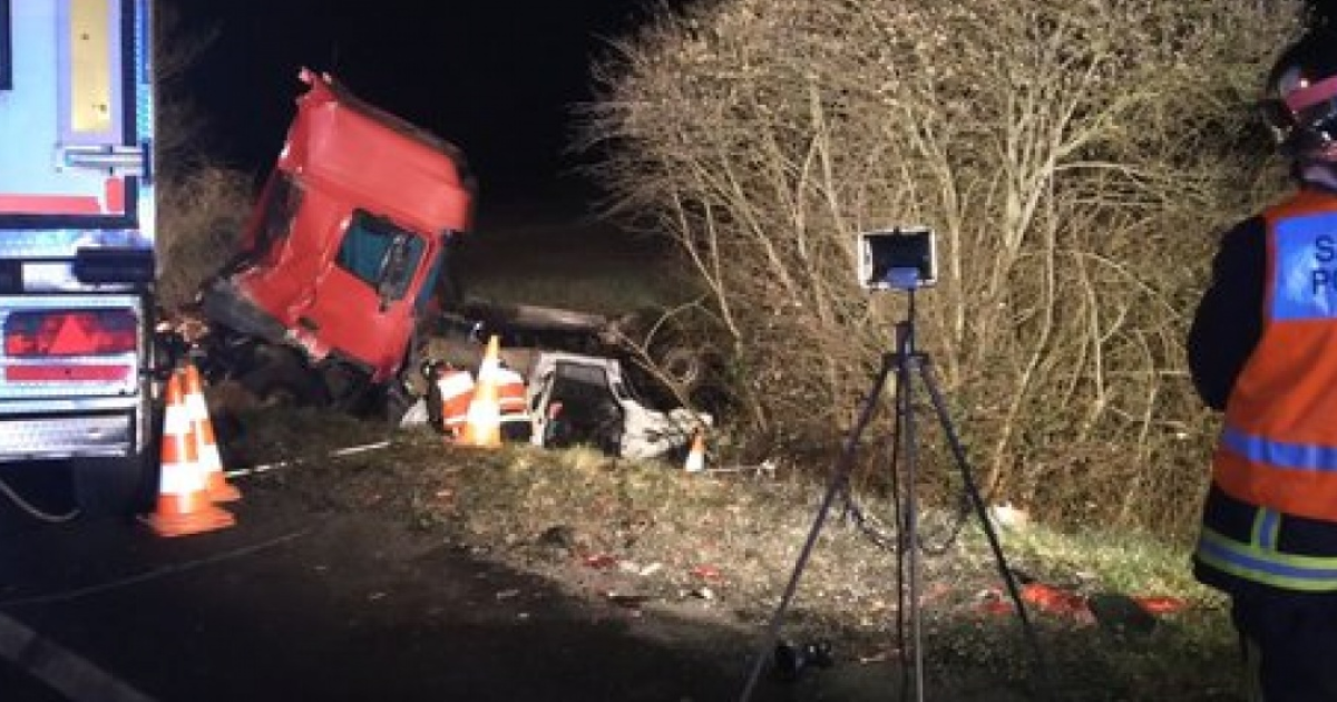 Во Франции в ДТП погибли 12 человек