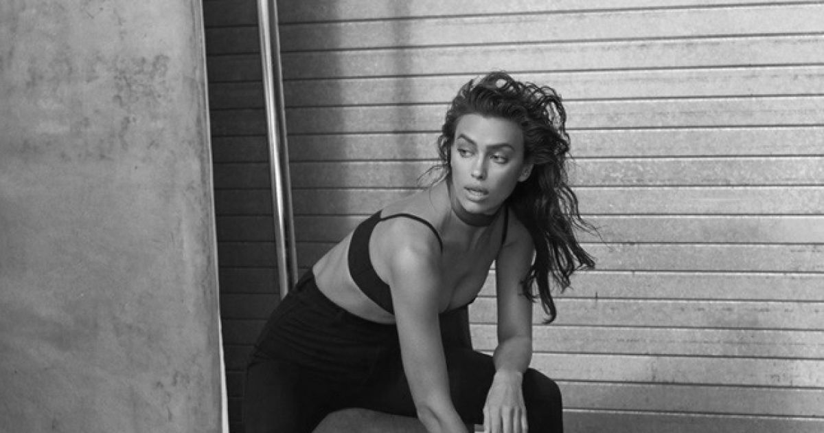 Шейк знялася у пікантному фотосеті / © Harper's Bazaar