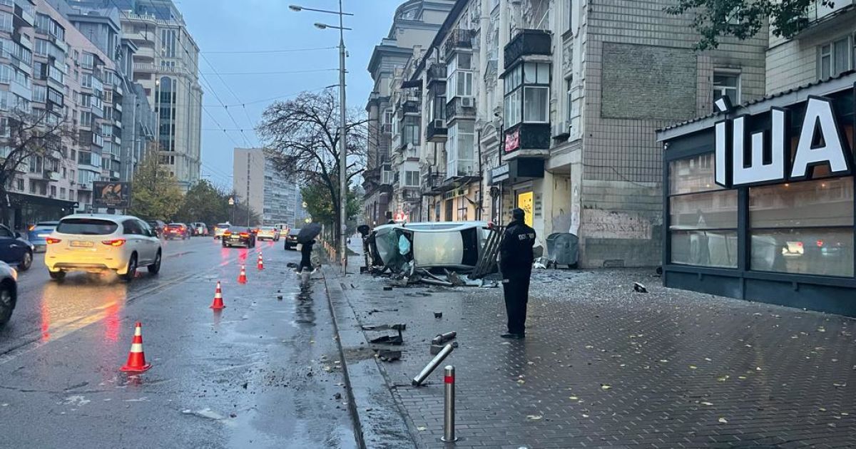 ДТП на вулиці Велика Васильківська