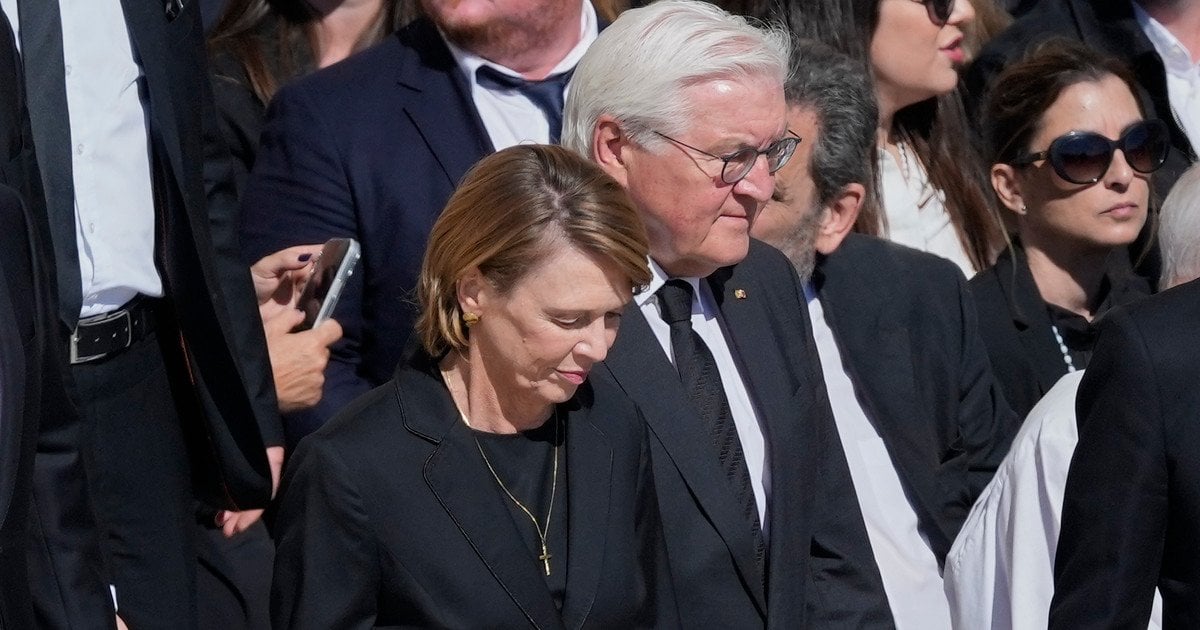 Франк-Вальтер Штайнмаєр і Ельке Бюденбендер