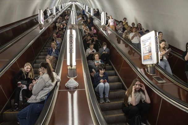 В Україні оголошено повітряну тривогу: що відомо (мапа)