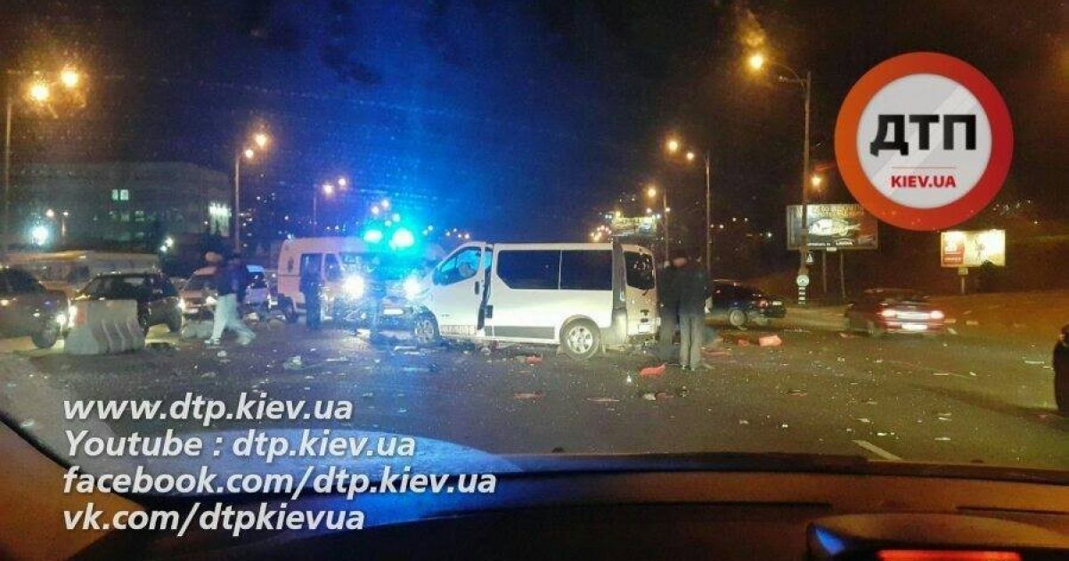 Унаслідок кривавої ДТП у Києві загинула дівчина _6 / © facebook.com/dtp.kiev.ua