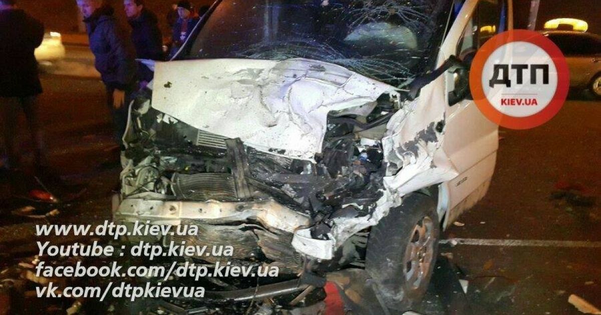 Унаслідок кривавої ДТП у Києві загинула дівчина _5 / © facebook.com/dtp.kiev.ua