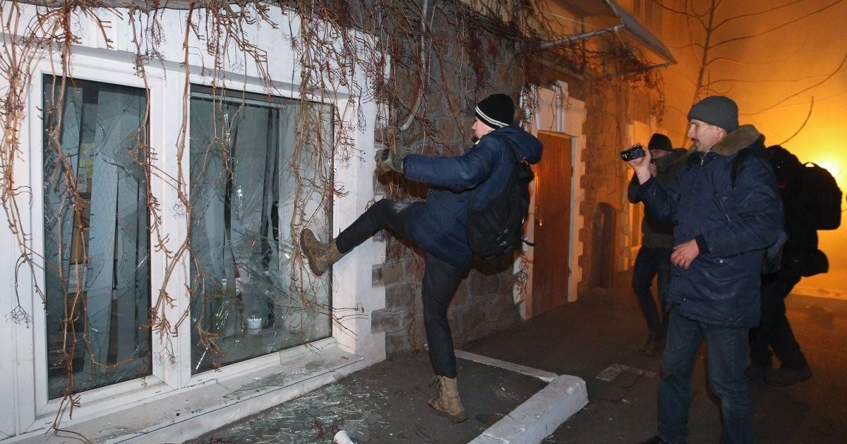 Сутички правоохоронців із протестувальниками на Майдані в Києві_18 / © УНІАН