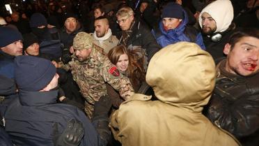 Сутички правоохоронців із протестувальниками на Майдані в Києві_3 / © УНИАН