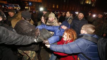 Сутички правоохоронців із протестувальниками на Майдані в Києві_8 / © УНИАН