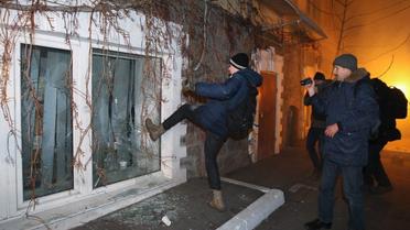 Сутички правоохоронців із протестувальниками на Майдані в Києві_18 / © УНИАН