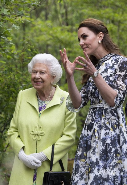Герцогиня Кембриджська і королева Єлизавета II / © Associated Press