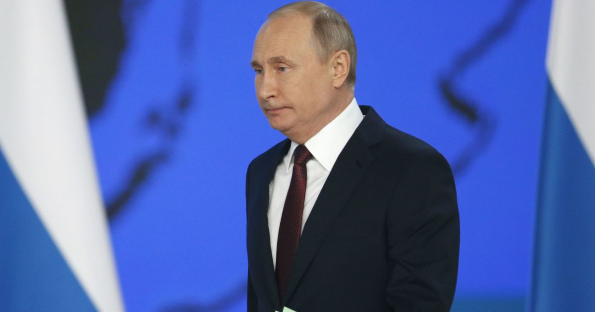 Понад 12% українців позитивно ставляться до Путіна, 40% - загалом до Росії – опитування