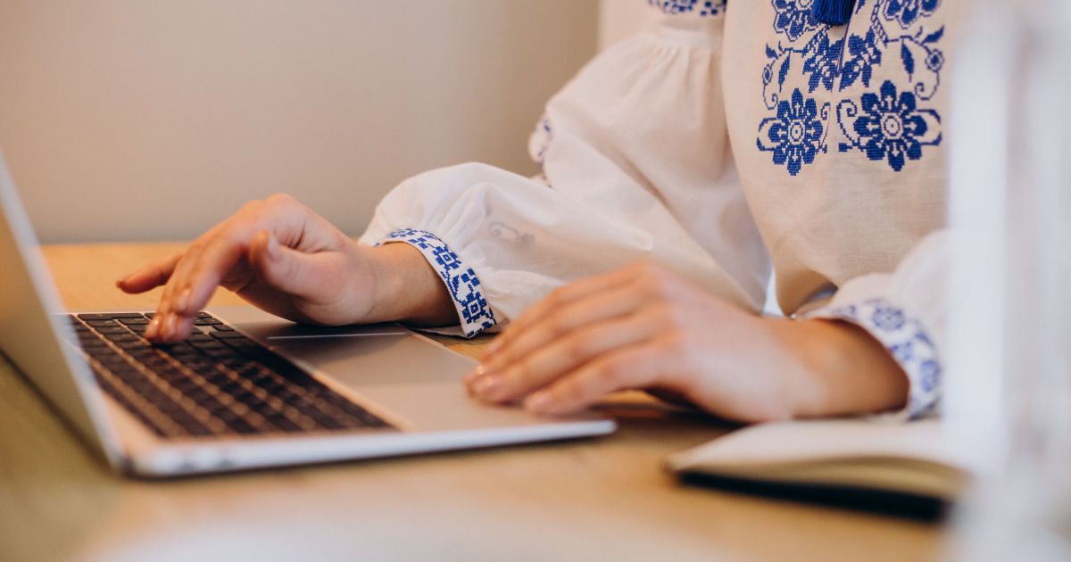 Какие слова ошибочно считают суржиком