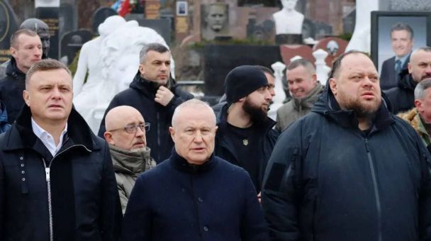 Олексій Резніков на відкритті меморіалу Леоніду Кравчуку / Фото: X (Twitter)