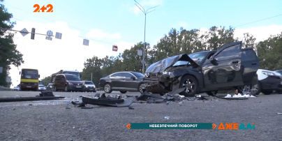 В Киеве авария парализовала движение транспорта