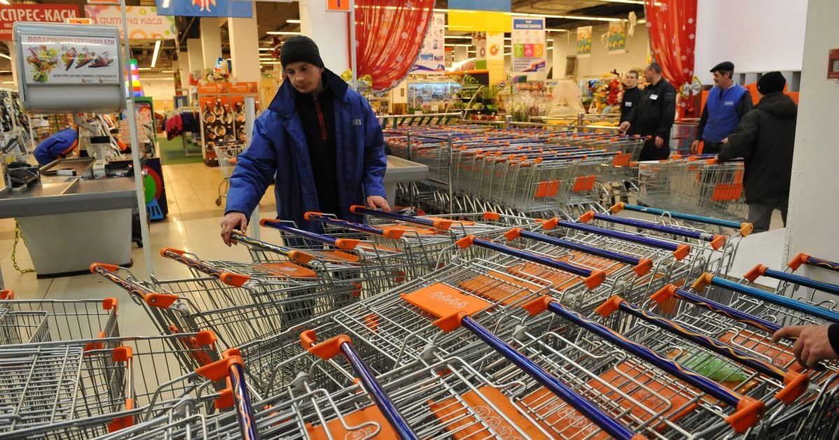 Подорожало все, кроме овощей и фруктов: в Украине зафиксировали незначительное замедление инфляции