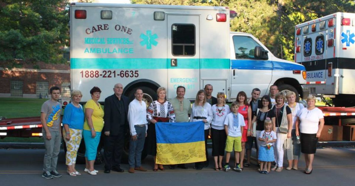 Автомобили скорой помощи из США передадут в Украину / © UNWLA