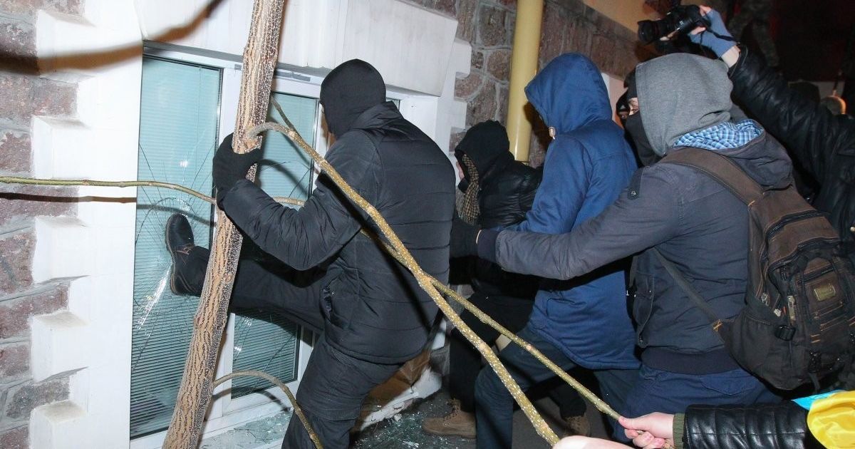 Сутички правоохоронців із протестувальниками на Майдані в Києві_21 / © УНІАН