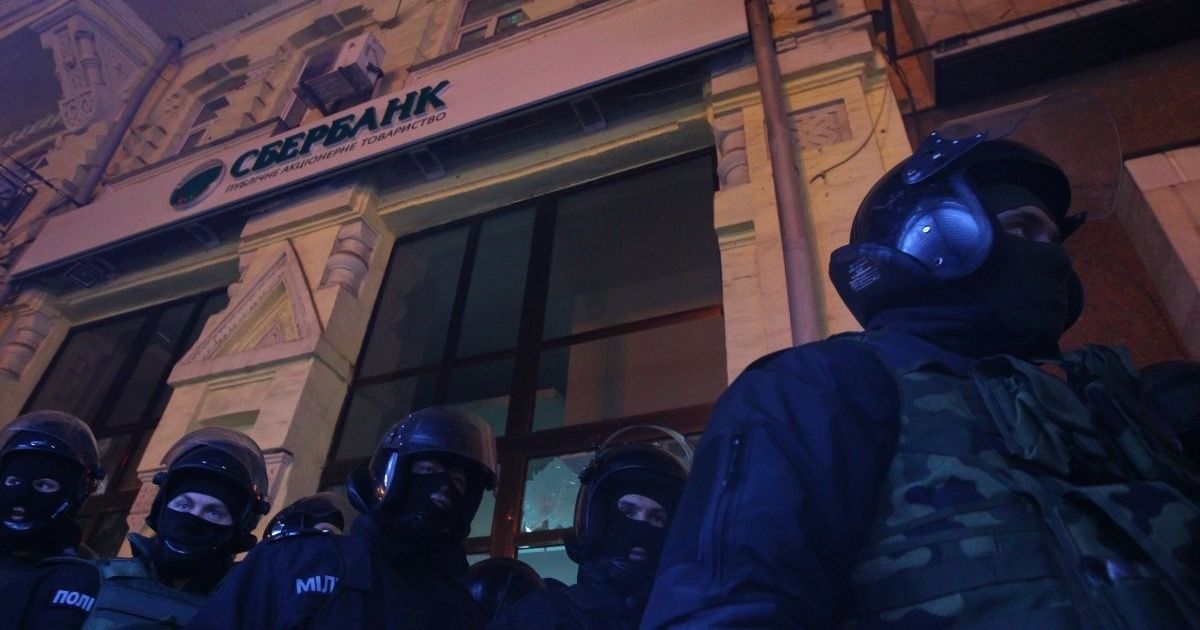 Сутички правоохоронців із протестувальниками на Майдані в Києві_38 / © УНІАН