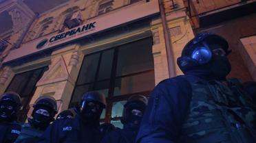 Сутички правоохоронців із протестувальниками на Майдані в Києві_38 / © УНИАН