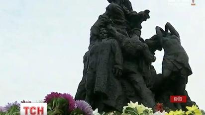 Річниця трагедії в Бабиному Яру, у столиці вшанували пам’ять загиблих