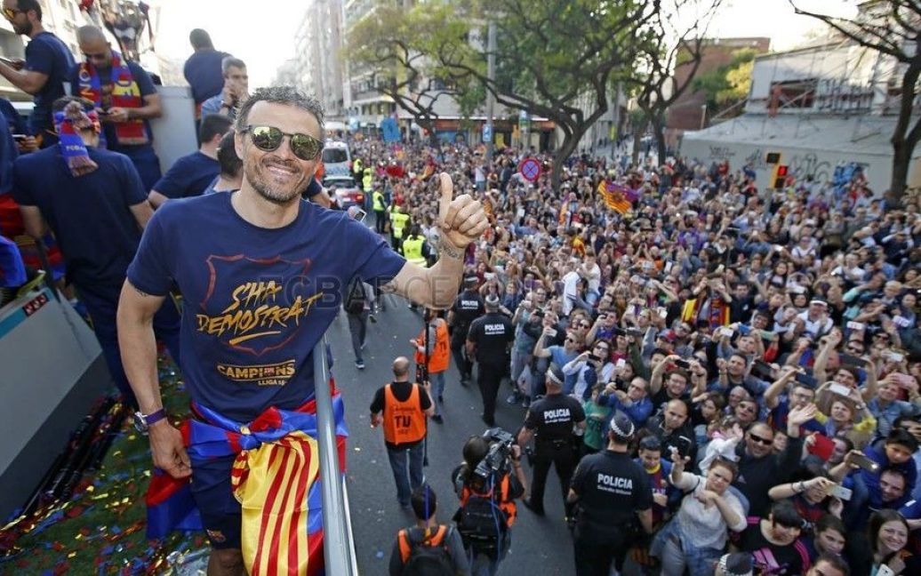 Парад "Барселони" на честь чемпіонства-2015/16 / © fcbarcelona.cat