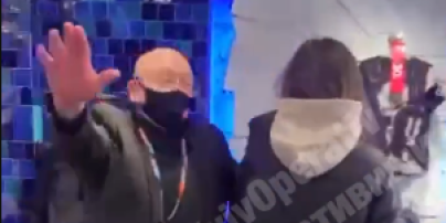 У Києві молодик зламав череп охоронцю через вимогу одягнути маску: відео