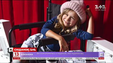 Дизайнер Андре Тан впервые представил коллекцию одежды для детей