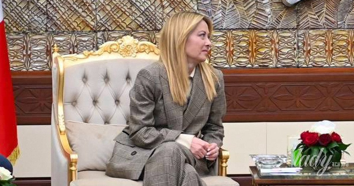 Джорджа Мелоні