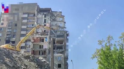В Маріуполі росіяни зносять цілий житловий квартал: мешканці записали відео