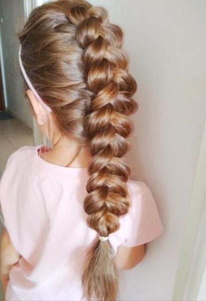 Прически для девочек / © instagram.com/hairstyles_maryna