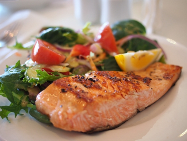 Риба - одна з 12 страв на Святий вечір, яка обов'язково має бути на столі / © pixabay.com