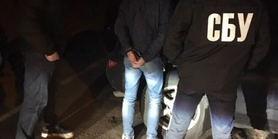 На Киевщине поймали патрульного-наркодилера