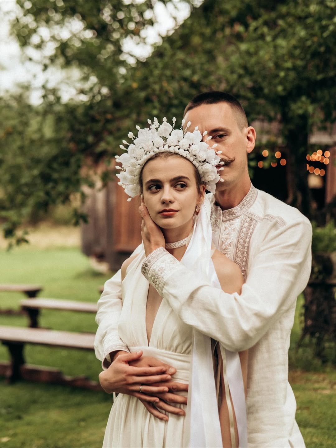 Шәуетпен жабылған қыздардың интимдік фотосуреттері