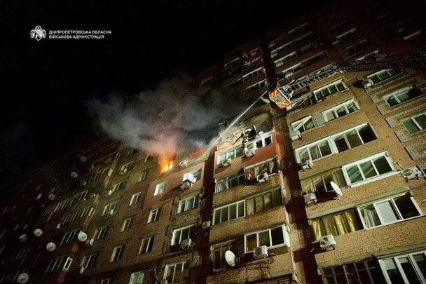 Російська атака на Дніпро: двоє загиблих та десять поранених унаслідок удару по многоквартирному будинку