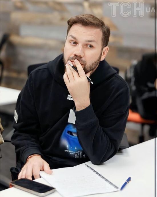 Гардероб на всі часи: Андре Тан назвав речі, які ніколи не вийдуть з ...