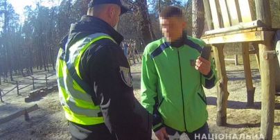 В Сети гуляют кадры с силовым арестом киевлянина за нарушение карантина: полиция показала свое видео