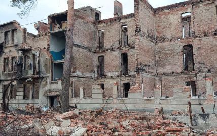 Разбомбленные дома и жизнь в подвалах: эксклюзивный репортаж ТСН из прифронтового Лимана