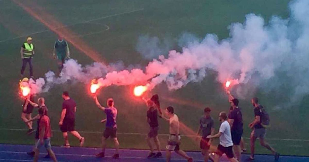 Фанаты "Металлиста 1925" сорвали финал любительского чемпионата Украины