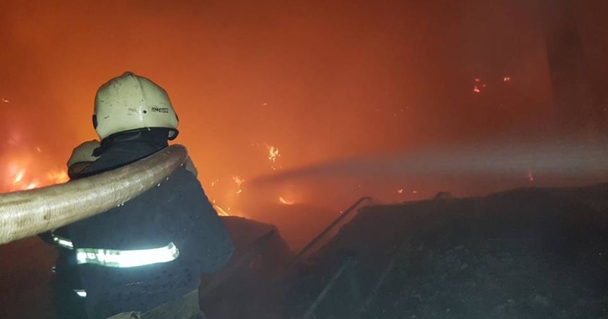 Пожежа у Новій пошті Мукачево 24.08.2018_3 / © Управління ДСНС України у Закарпатській області