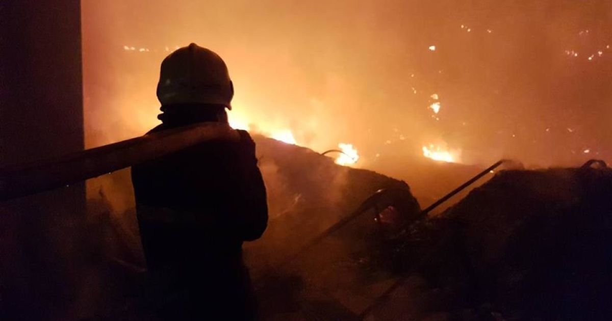 Пожежа у Новій пошті Мукачево 24.08.2018_11 / © Управління ДСНС України у Закарпатській області