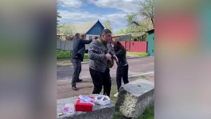 На Житомирщине мужчина избил двух женщин прямо посреди улицы