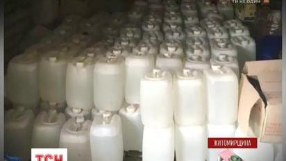 На Житомирщині одна людина померла після вживання неякісного алкоголю