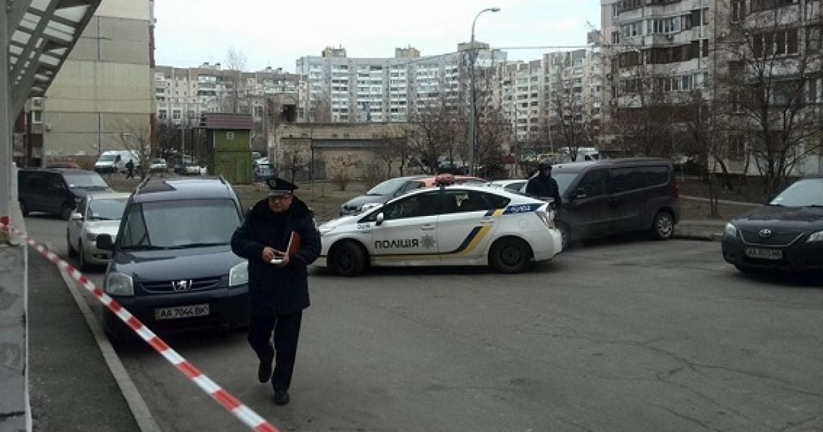 Выстрелы раздались возле жилого дома / © ГУ Национальной полиции в Киеве