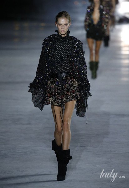Коллекция Saint Laurent прет-а-порте сезона весна-лето 2018 / © East News