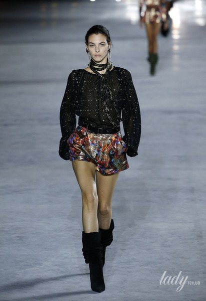 Коллекция Saint Laurent прет-а-порте сезона весна-лето 2018 / © East News