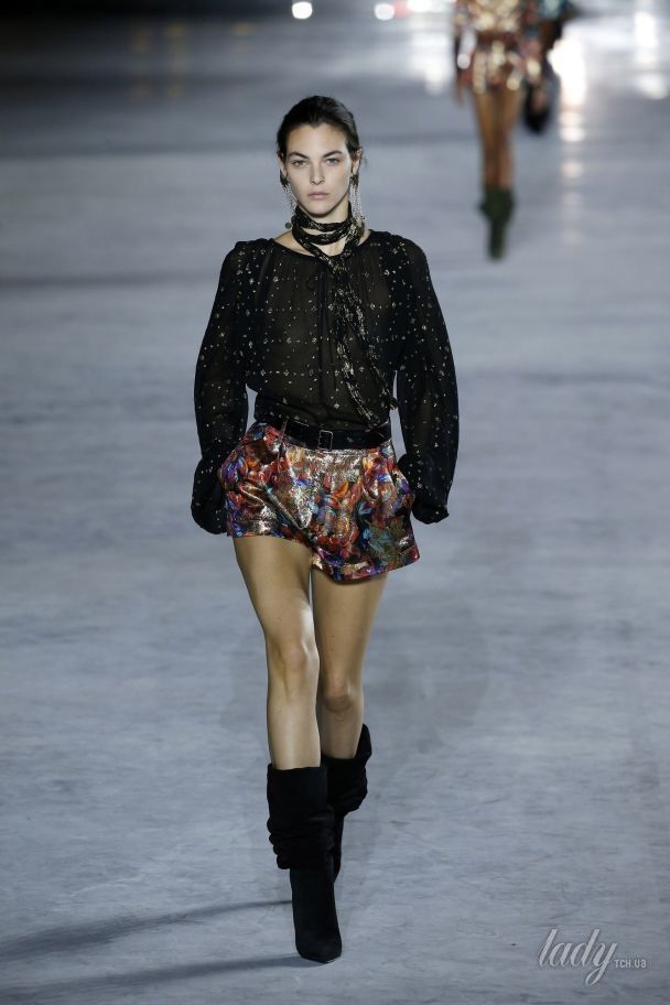 Коллекция Saint Laurent прет-а-порте сезона весна-лето 2018 / © East News