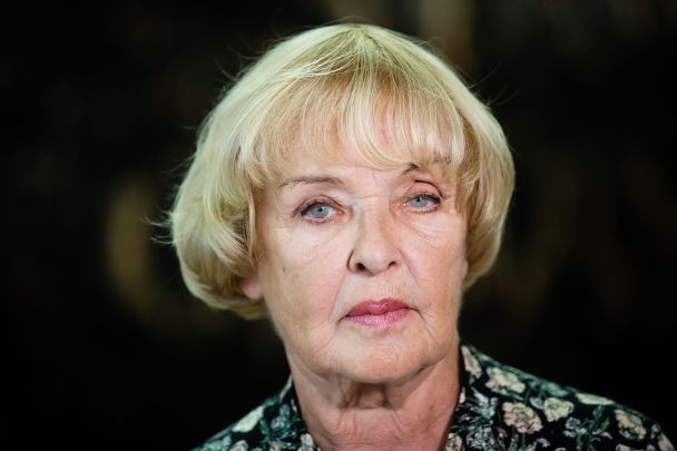 Ада Роговцева трогательно почтила память мужа и показала их архивное фото с двумя детьми