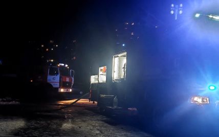 Под Киевом огонь охватил четыре этажа многоэтажки: подробности и фото масштабного пожара