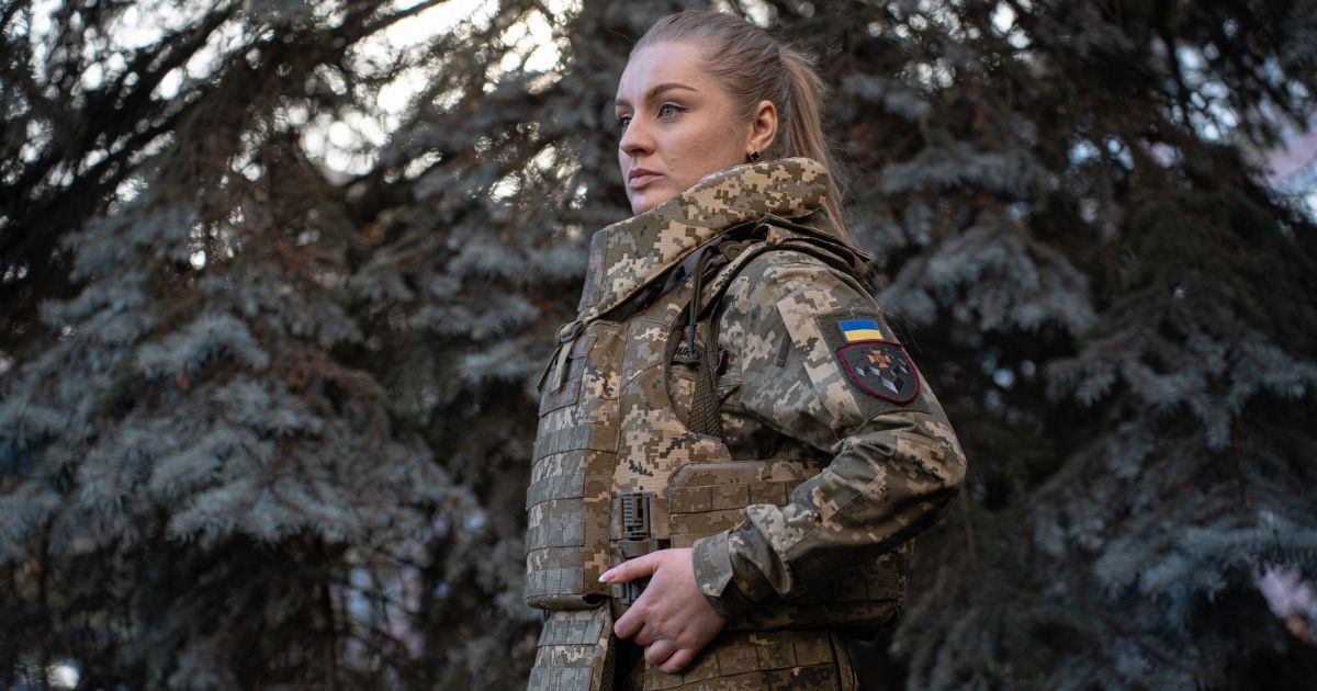 The Ministry of Defense certified the first "women's bulletproof vest" what it looks like and