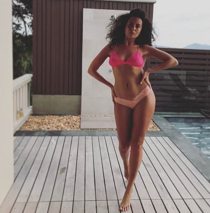 Настя Каменскихпен стриптиз