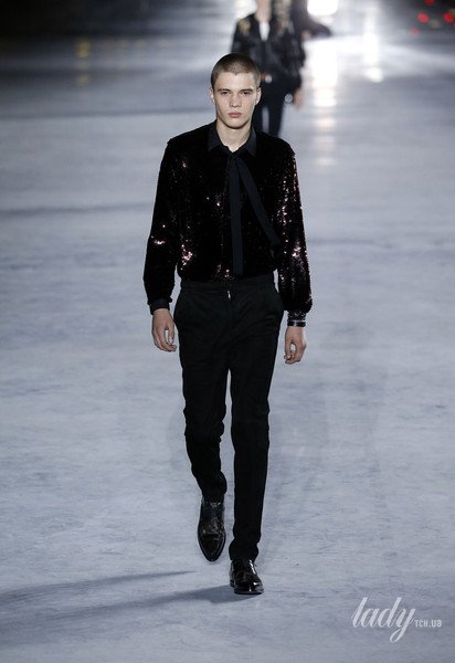 Коллекция Saint Laurent прет-а-порте сезона весна-лето 2018 / © East News
